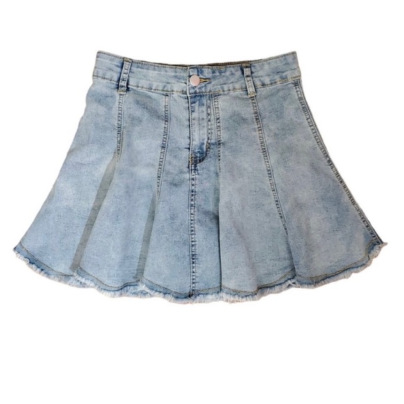 Pleated Denim Skirt - great condition - Picture 2 of 4